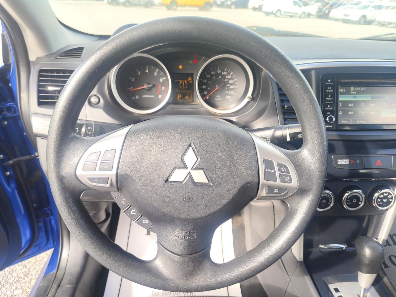 2017 Mitsubishi Lancer ES - Photo #21