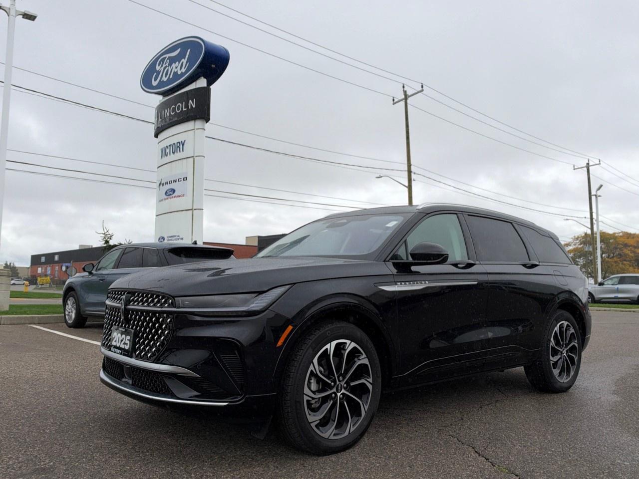 2025 Lincoln Nautilus Reserve AWD Photo0