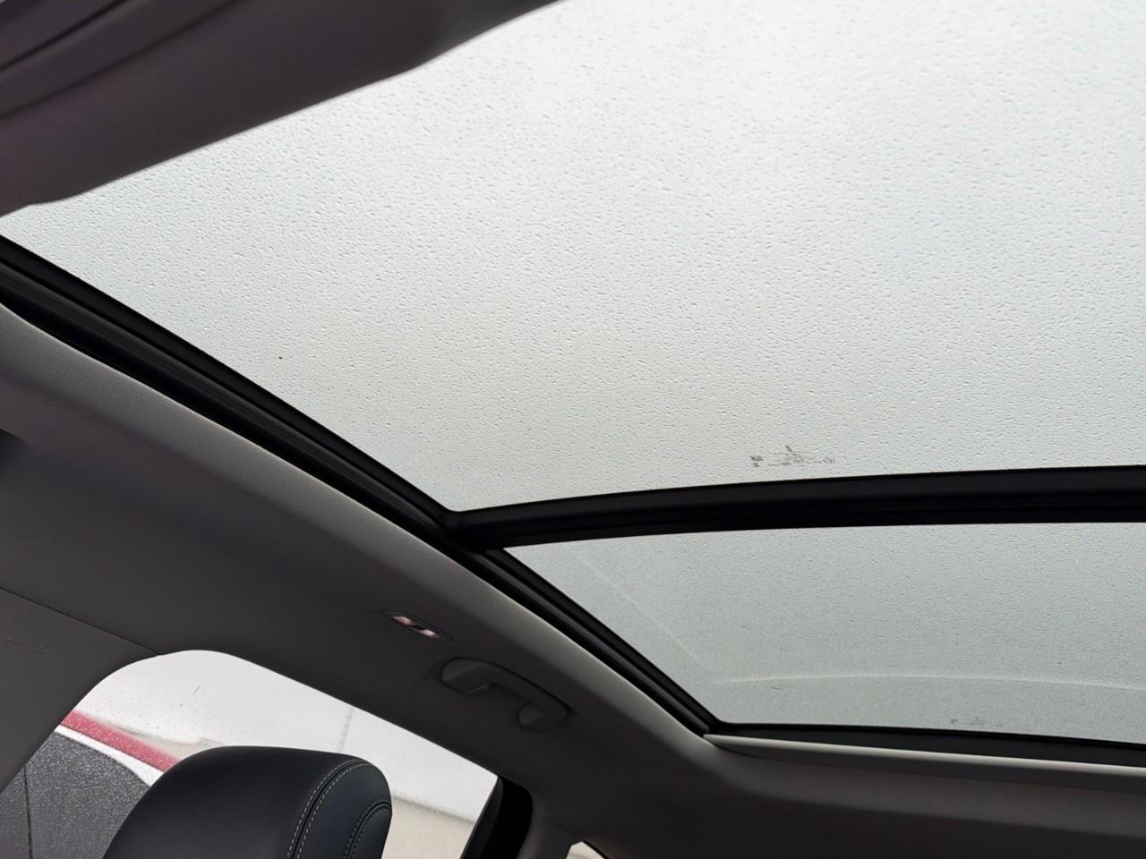 2025 Lincoln Nautilus Reserve AWD Photo