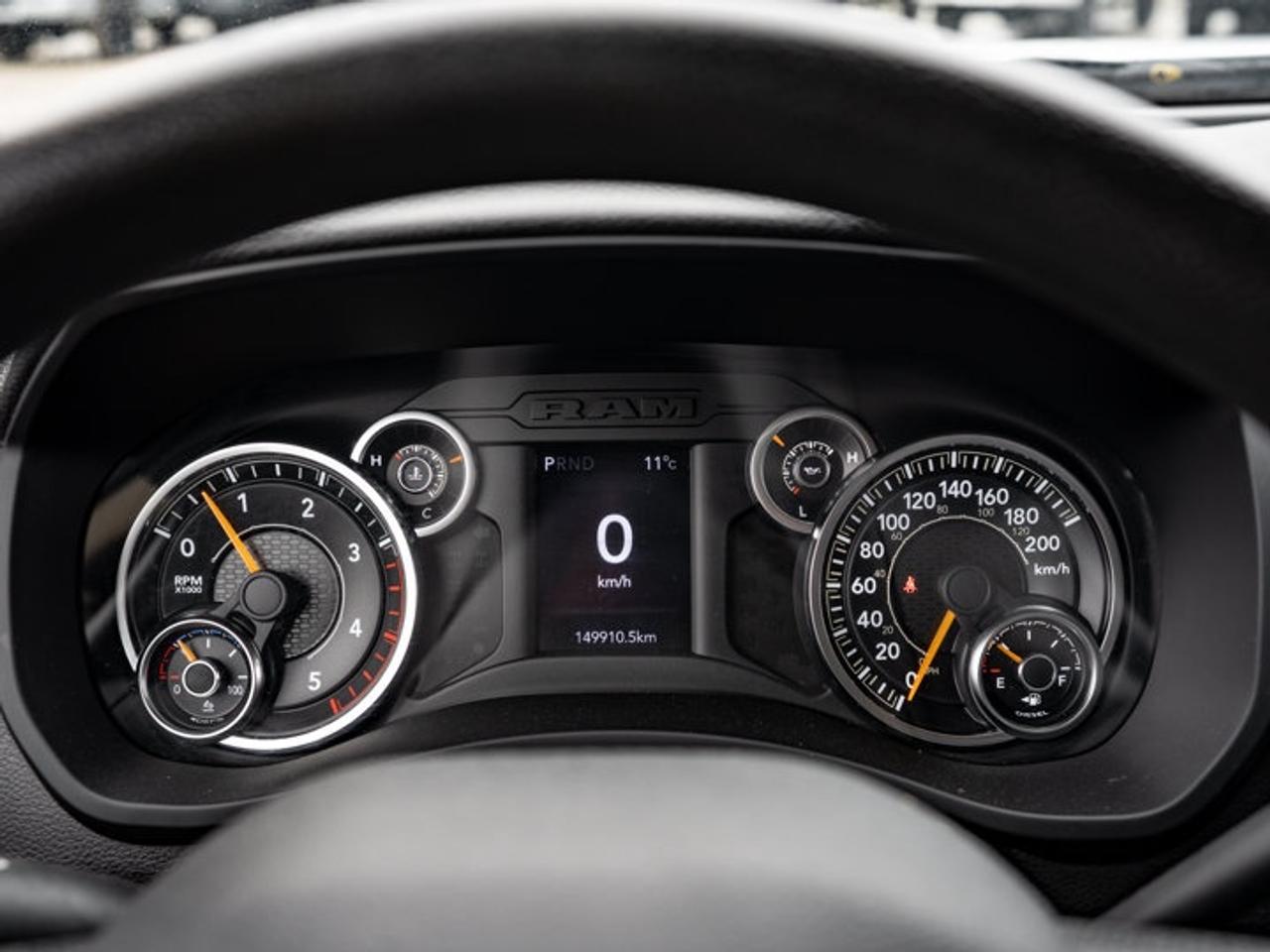 2020 RAM 3500 Tradesman Photo3