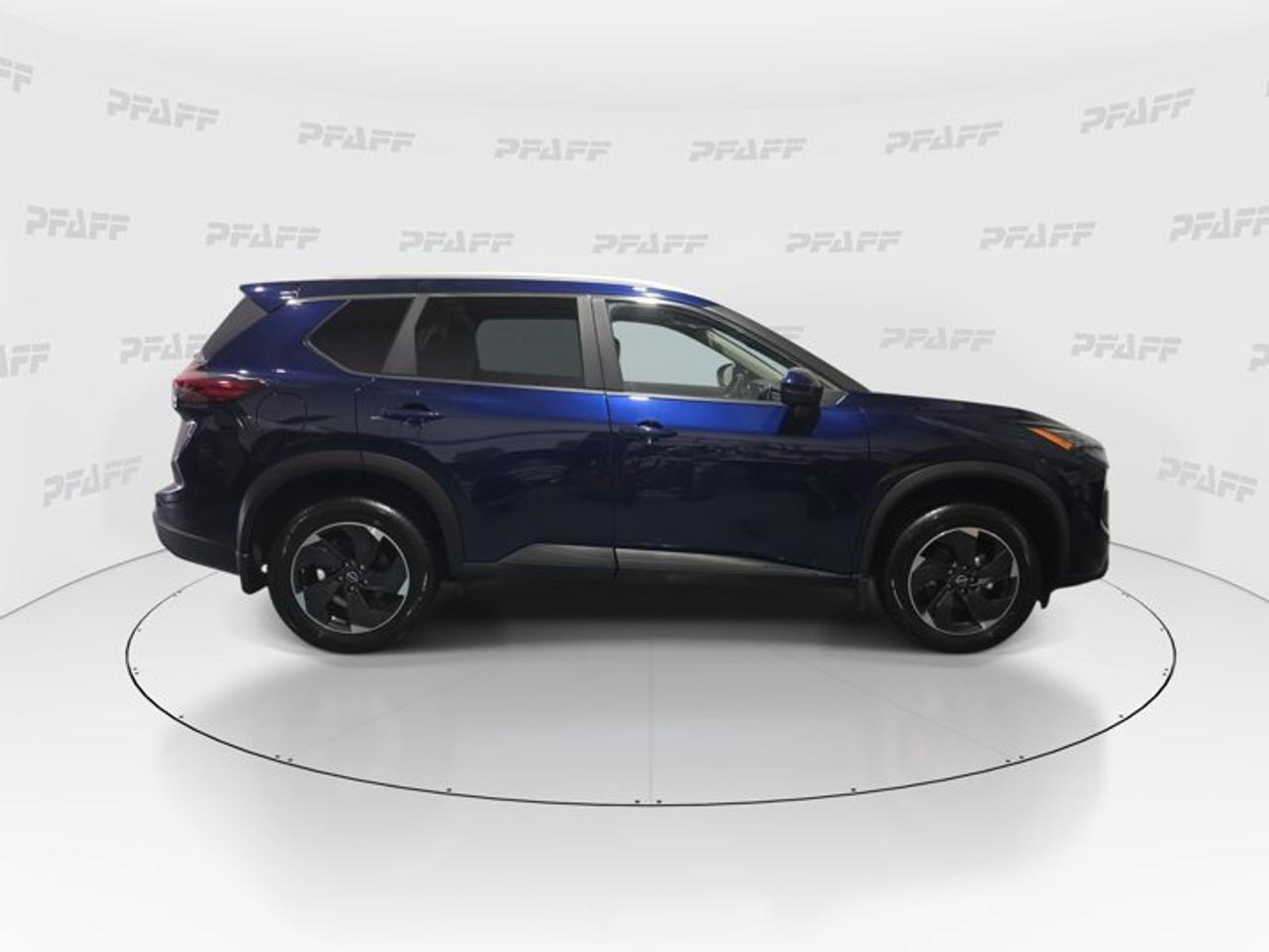 2024 Nissan Rogue SV Photo