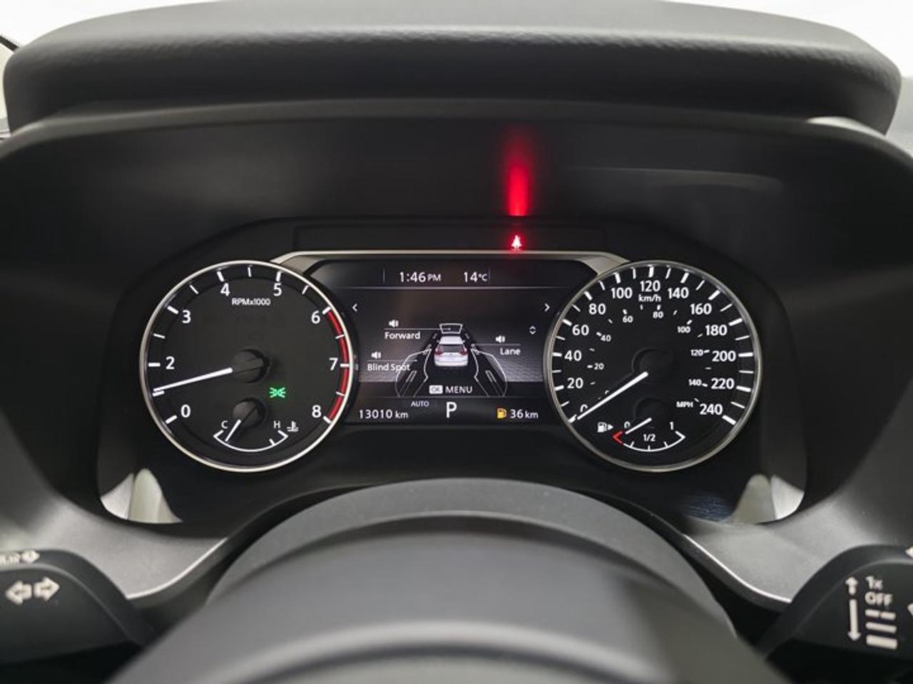 2024 Nissan Rogue SV Photo