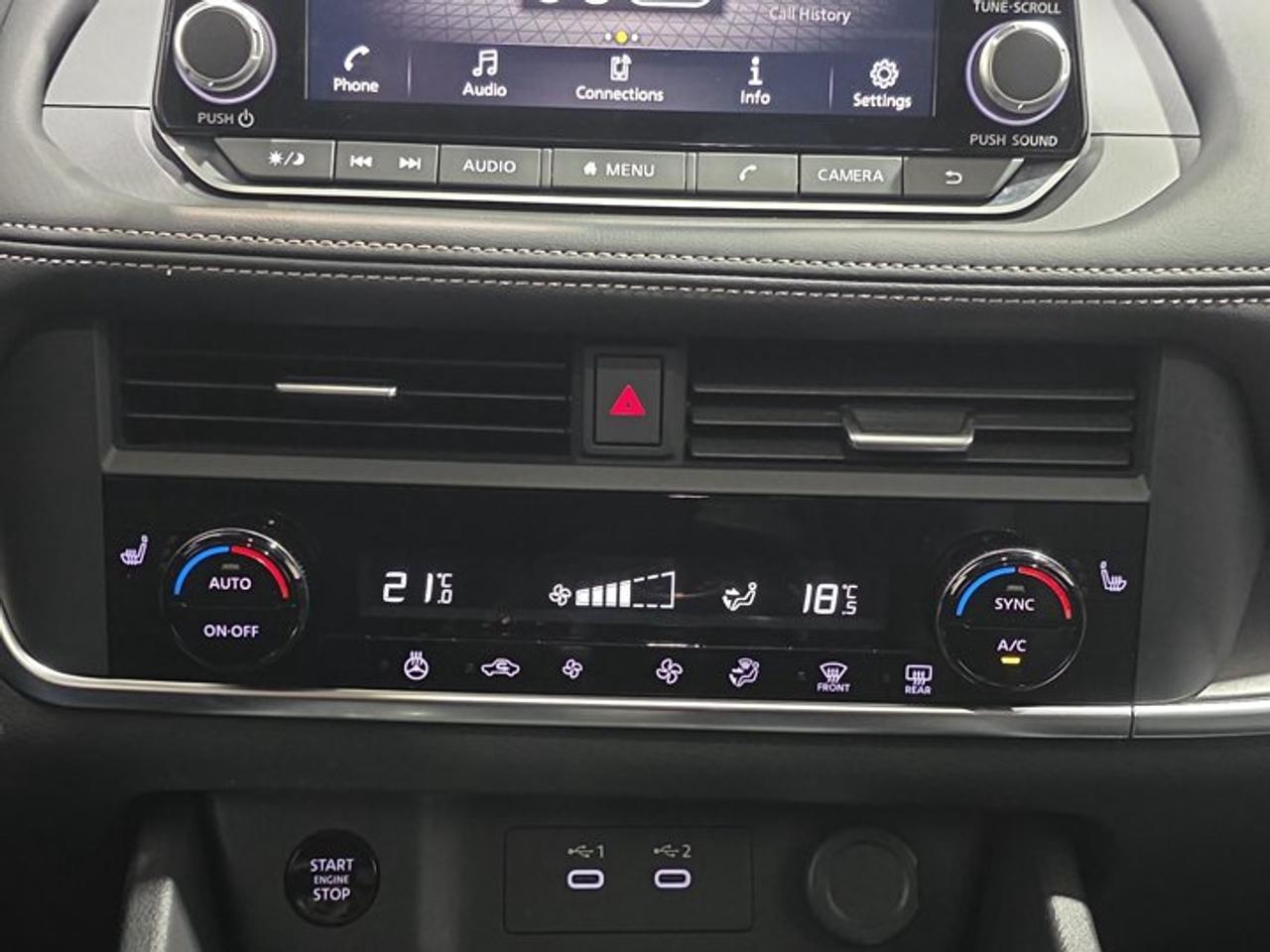 2024 Nissan Rogue SV Photo