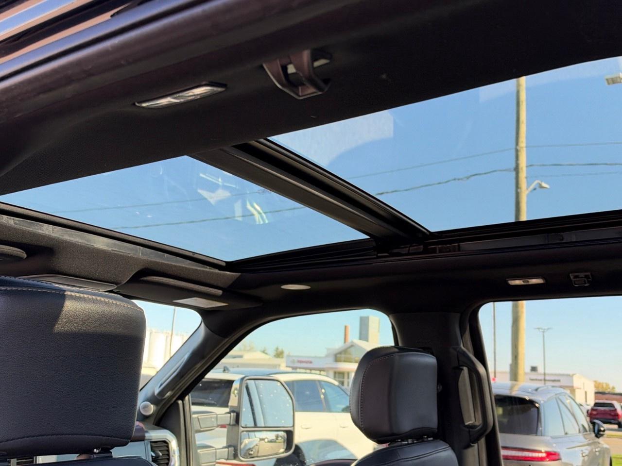 2022 Ford F-150 Lariat 4WD SuperCrew 6.5' Box Photo