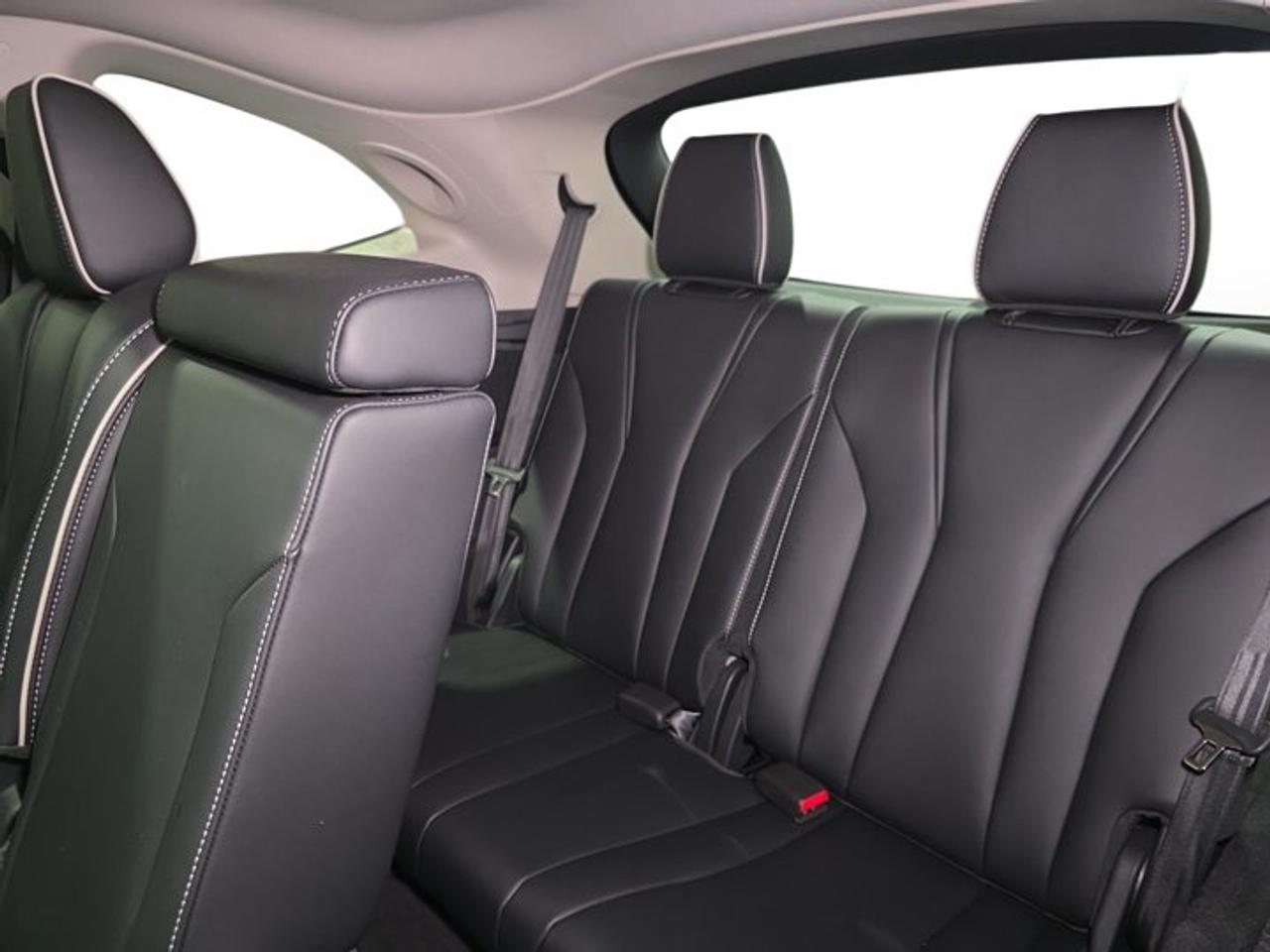 2024 Acura MDX ADVANCE Photo