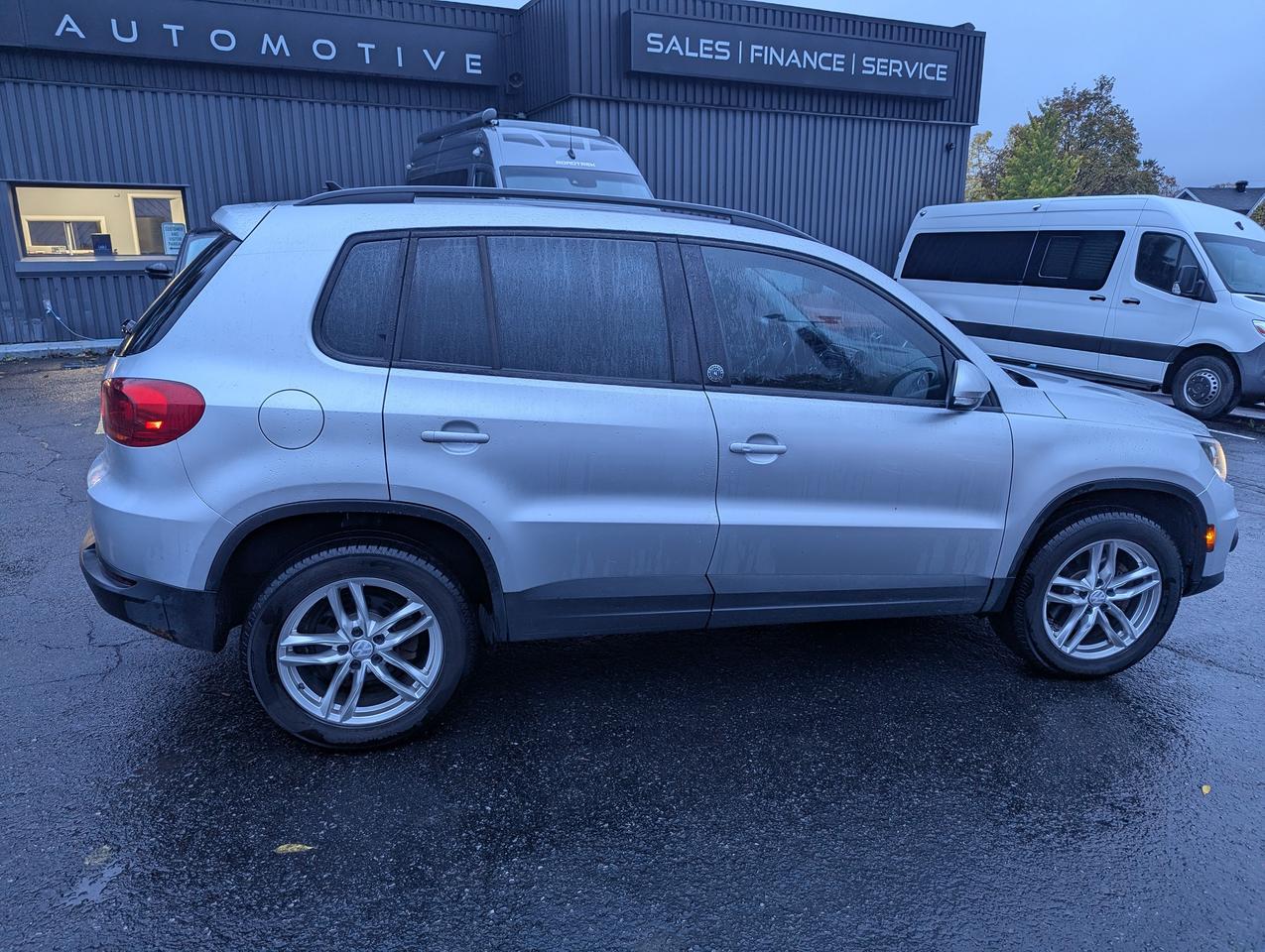 2017 Volkswagen Tiguan Wolfsburg Edition Photo