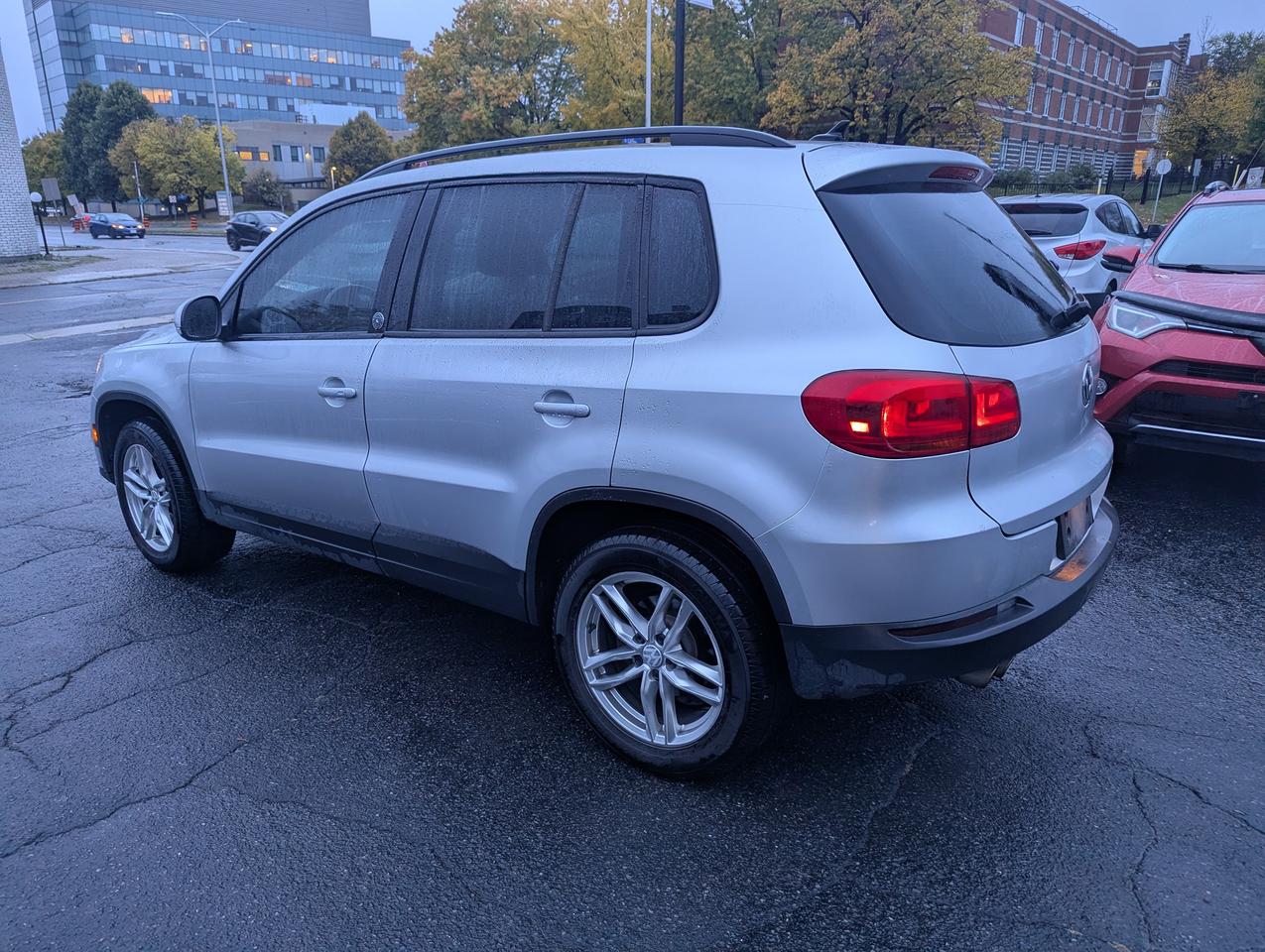 2017 Volkswagen Tiguan Wolfsburg Edition Photo
