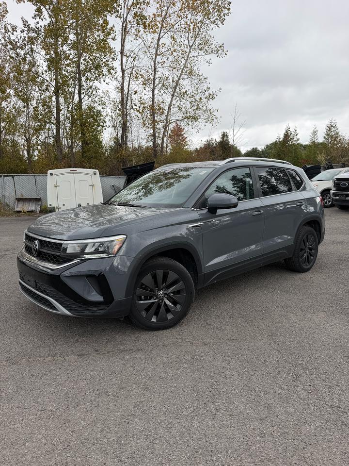 2024 Volkswagen Taos Comfortline - Photo #1