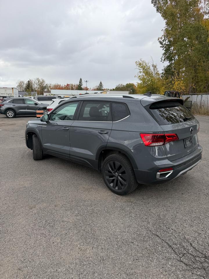 2024 Volkswagen Taos Comfortline Photo2