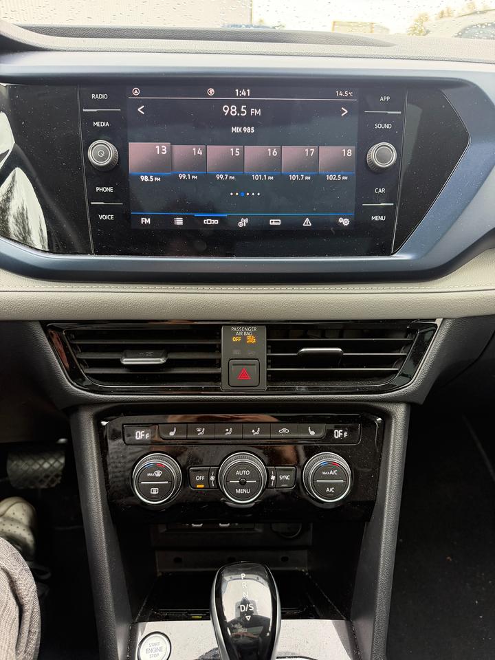 2024 Volkswagen Taos Comfortline Photo