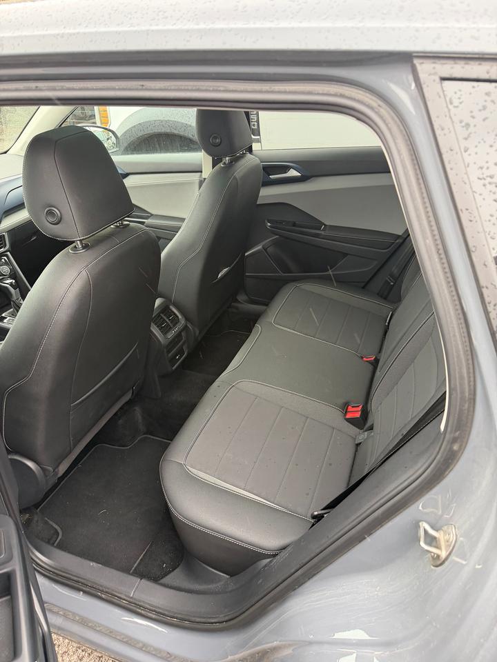 2024 Volkswagen Taos Comfortline Photo