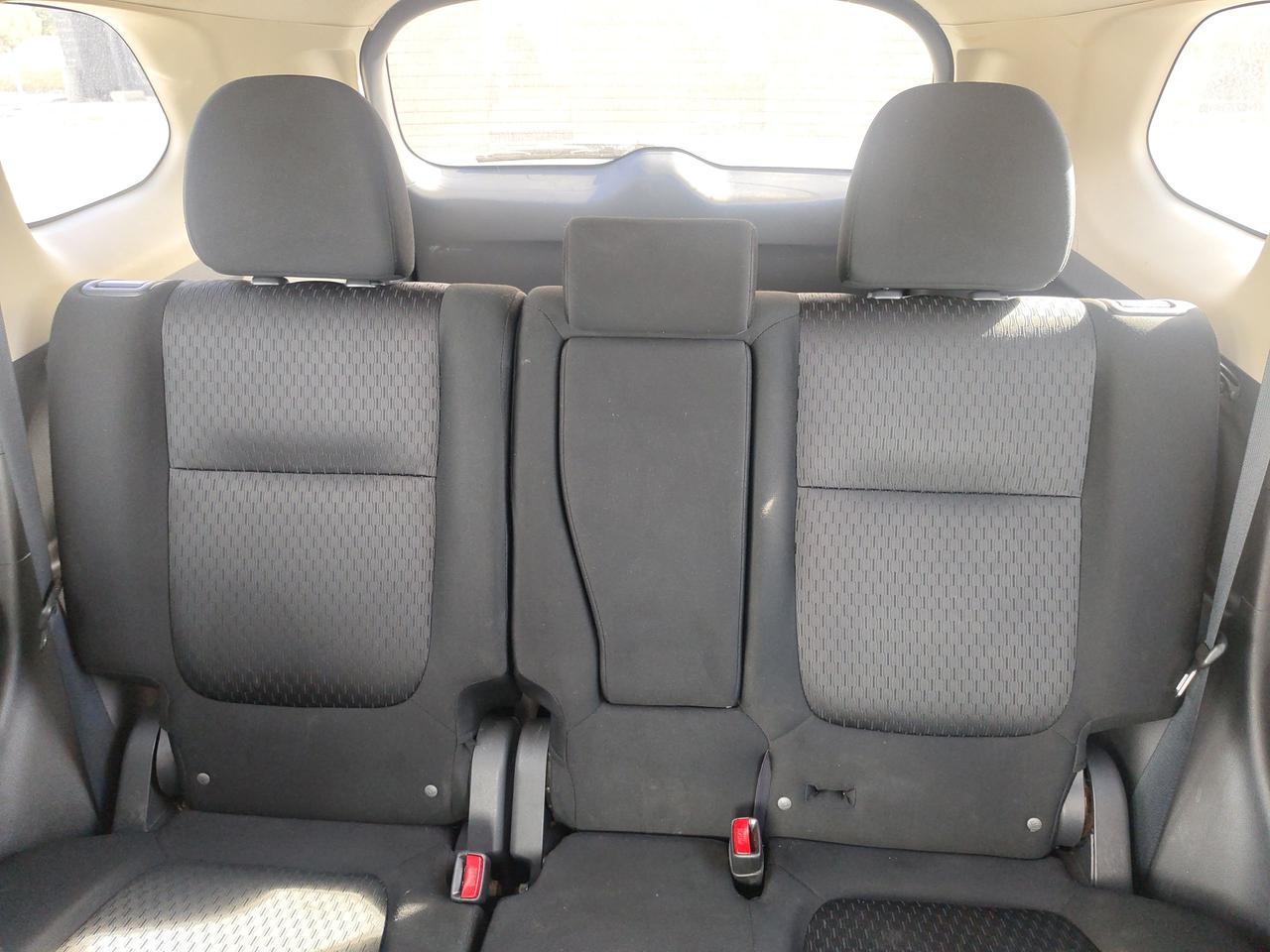 2014 Mitsubishi Outlander ES Photo