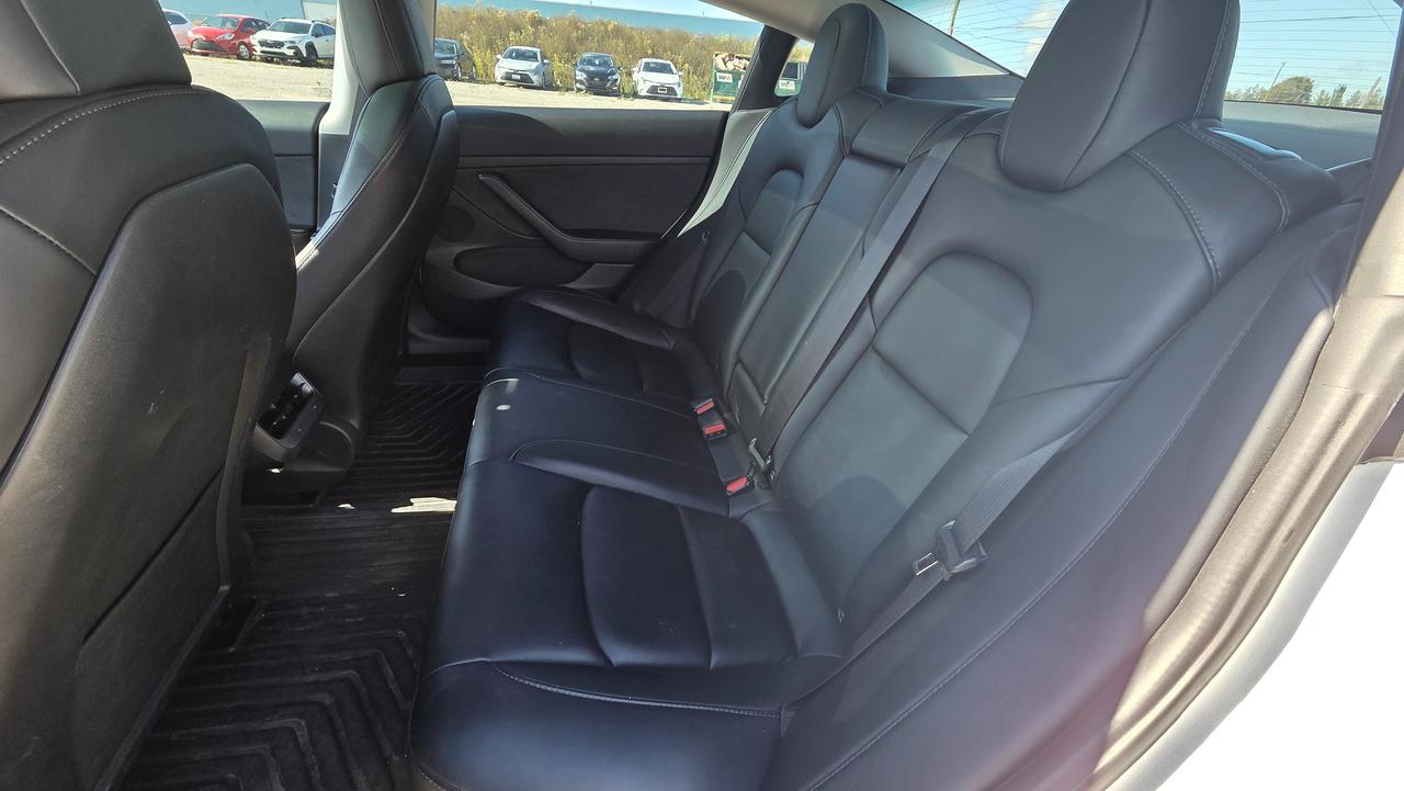 2022 Tesla Model 3 LONG RANGE Photo