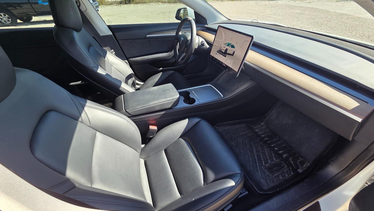 2022 Tesla Model 3 LONG RANGE Photo