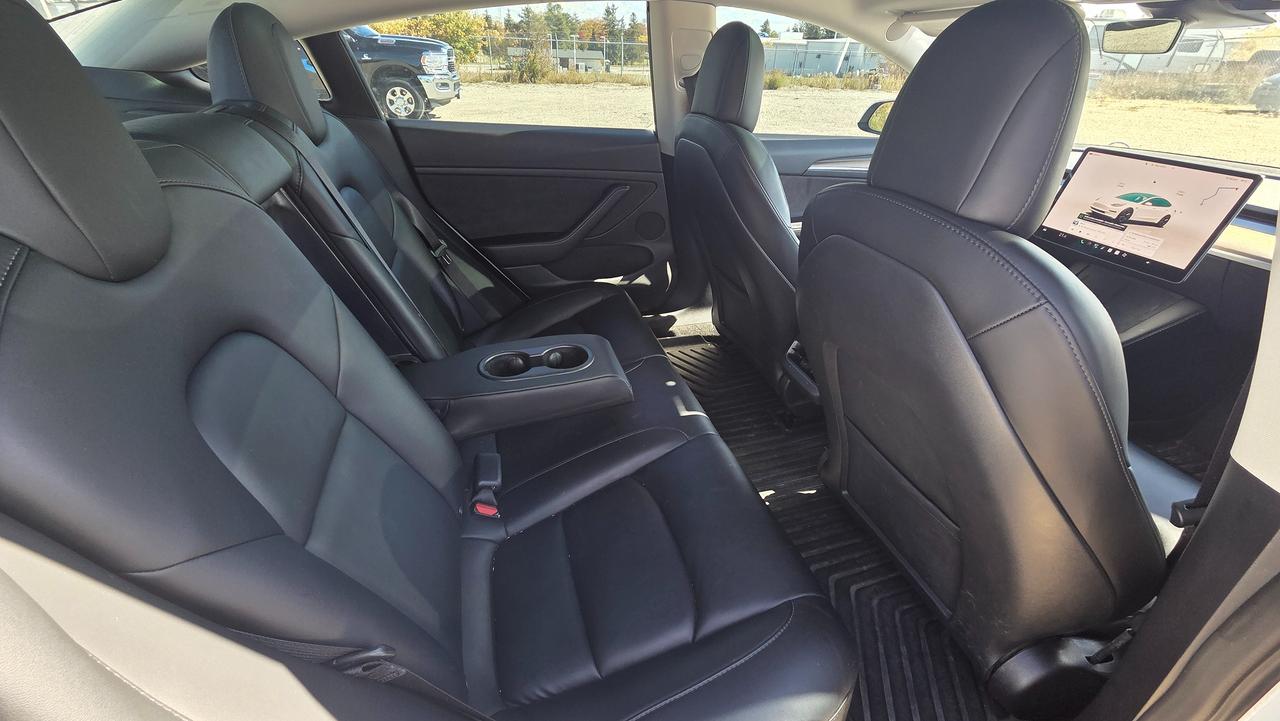 2022 Tesla Model 3 LONG RANGE Photo