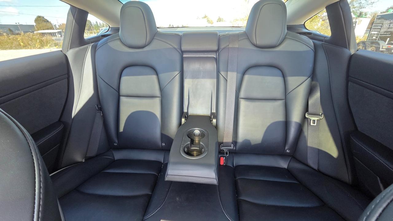 2022 Tesla Model 3 LONG RANGE Photo
