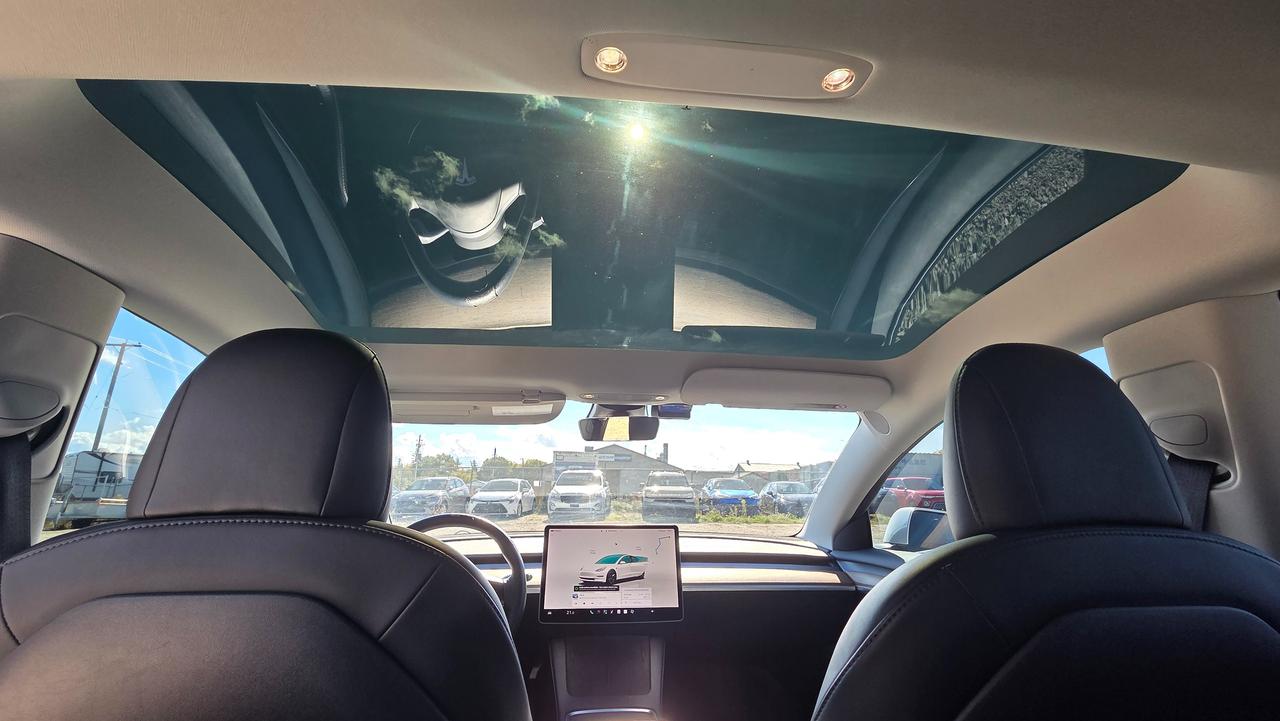 2022 Tesla Model 3 LONG RANGE Photo