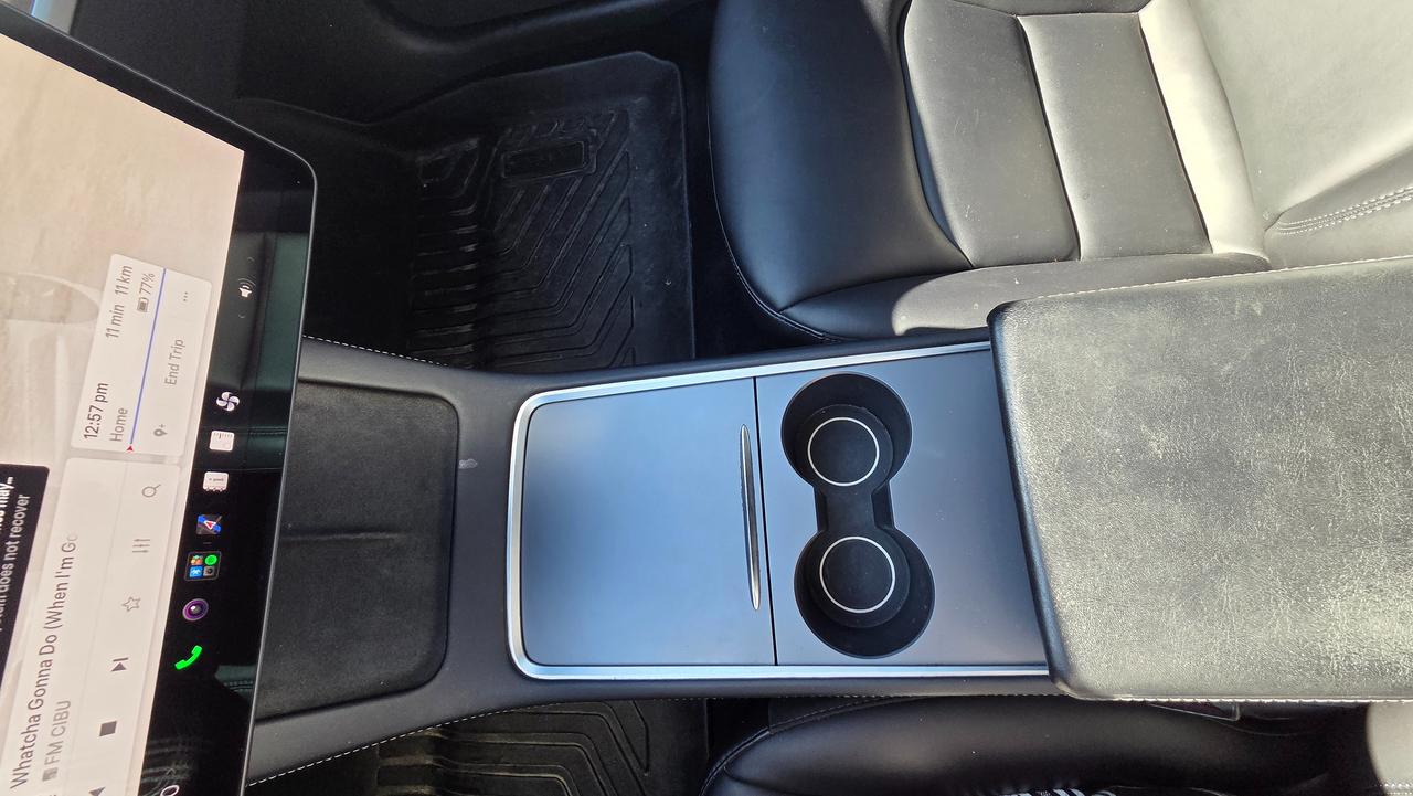 2022 Tesla Model 3 LONG RANGE Photo
