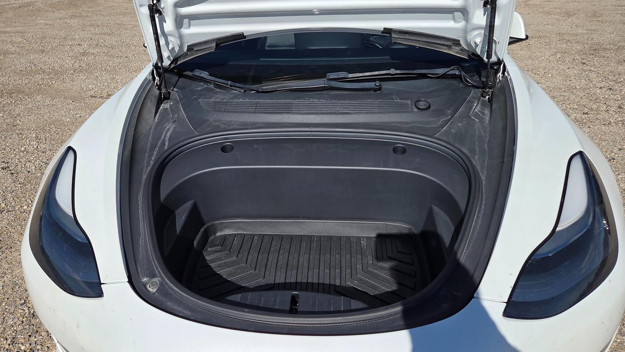 2022 Tesla Model 3 LONG RANGE Photo