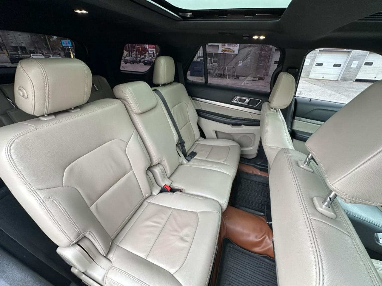 2018 Ford Explorer * 4X4 * NO ACCIDENTS XLT Photo
