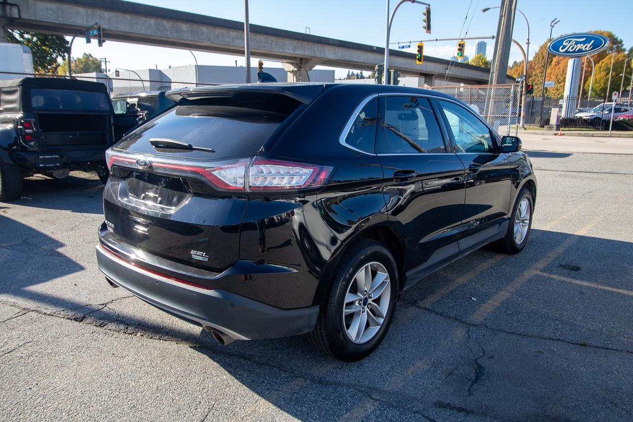 2017 Ford Edge SEL AWD Photo4