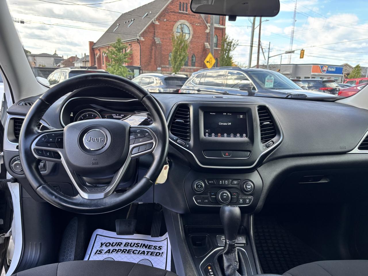 2019 Jeep Cherokee North ** V6, BACK CAM, BLUETOOTH ** Photo