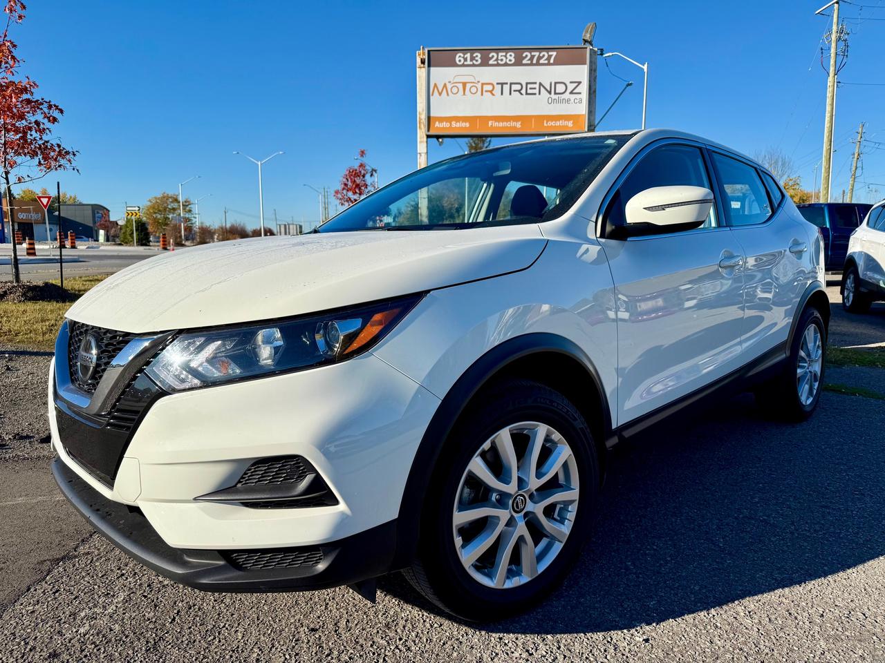 2023 Nissan Qashqai Heated Seats! CarPlay! Photo