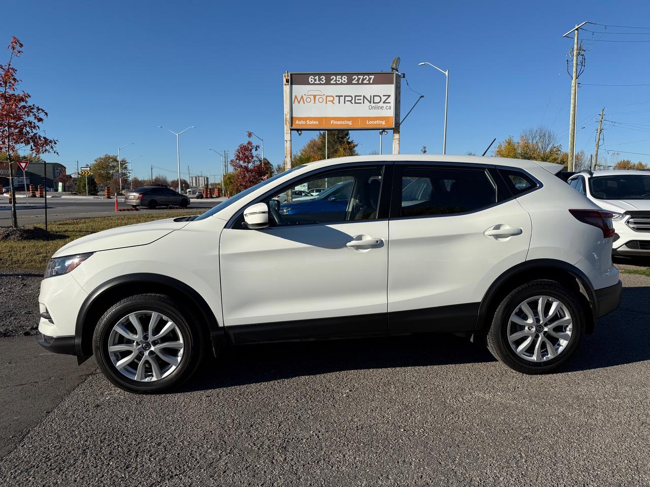2023 Nissan Qashqai Heated Seats! CarPlay! Photo