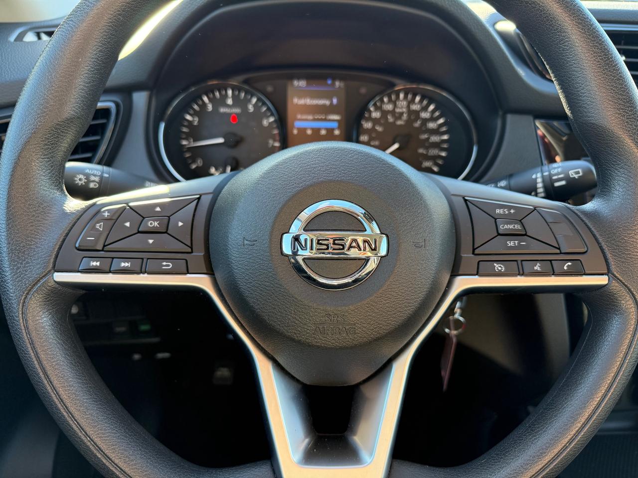 2023 Nissan Qashqai Heated Seats! CarPlay! Photo