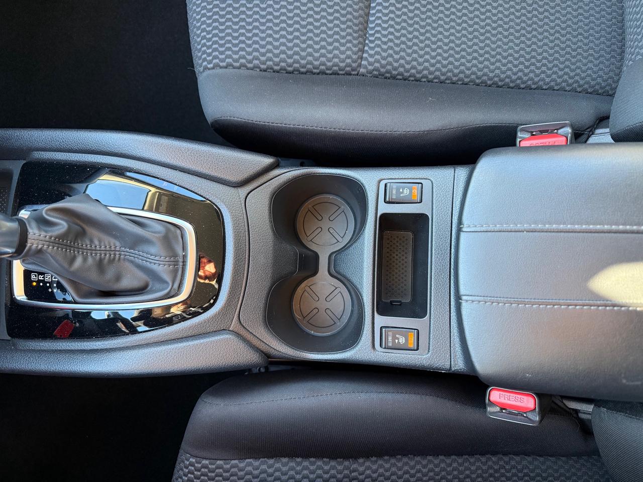 2023 Nissan Qashqai Heated Seats! CarPlay! Photo