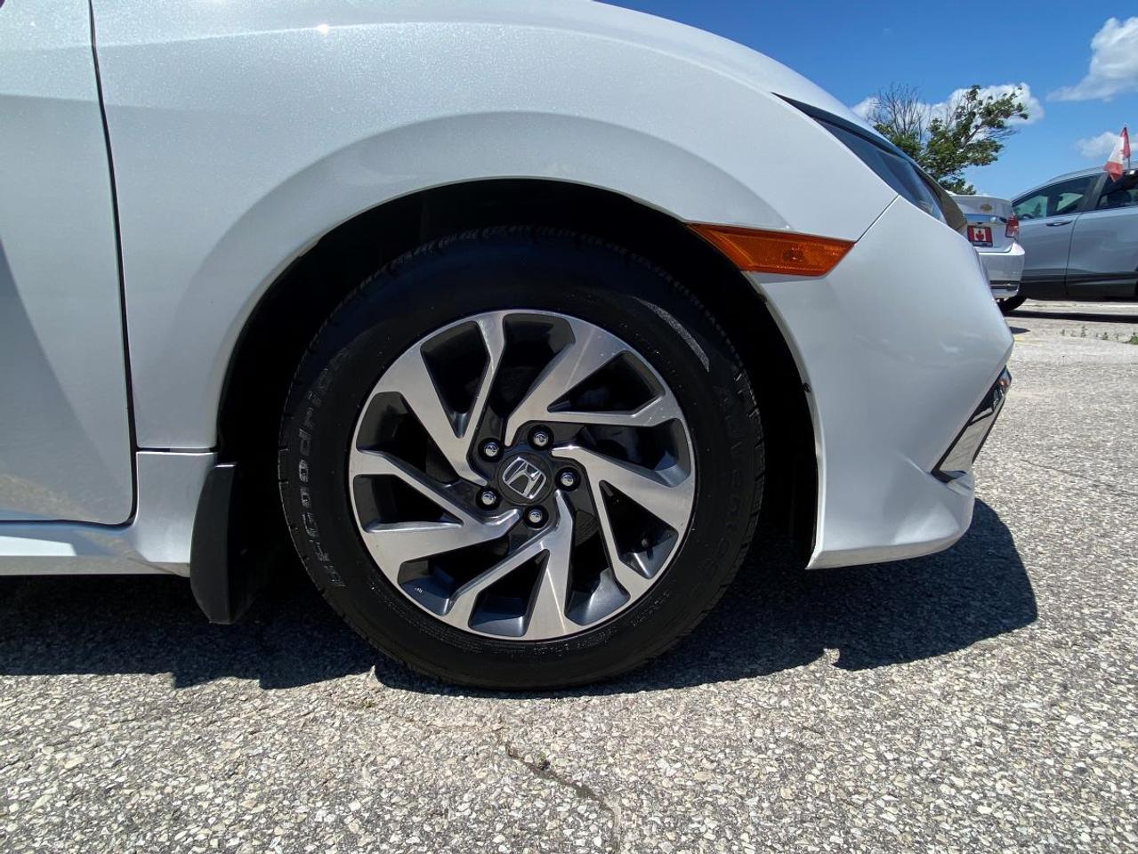 2019 Honda Civic EX WITH SUNROOF!! Photo