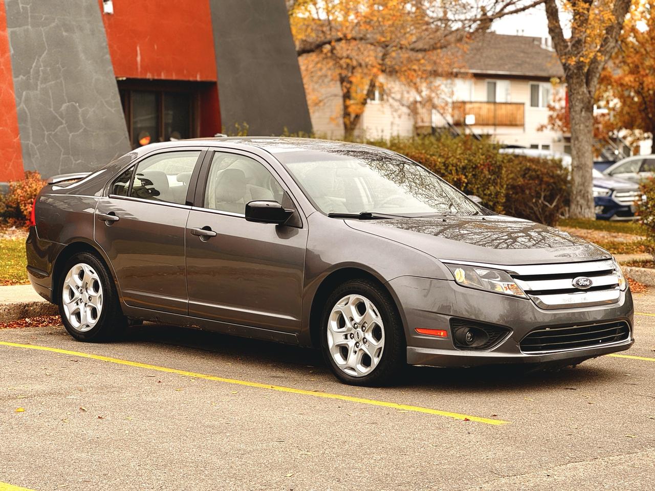 2010 Ford Fusion SE - Photo #1
