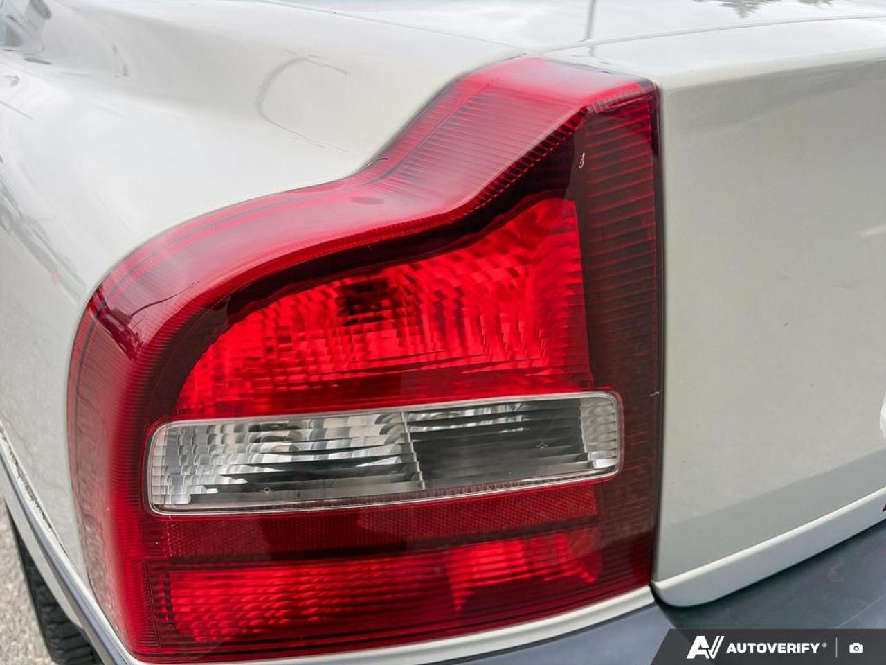 2001 Volvo S80 T6 A SR|NO ACCIDENTS|LOW KM|12 SVC RECORDS Photo