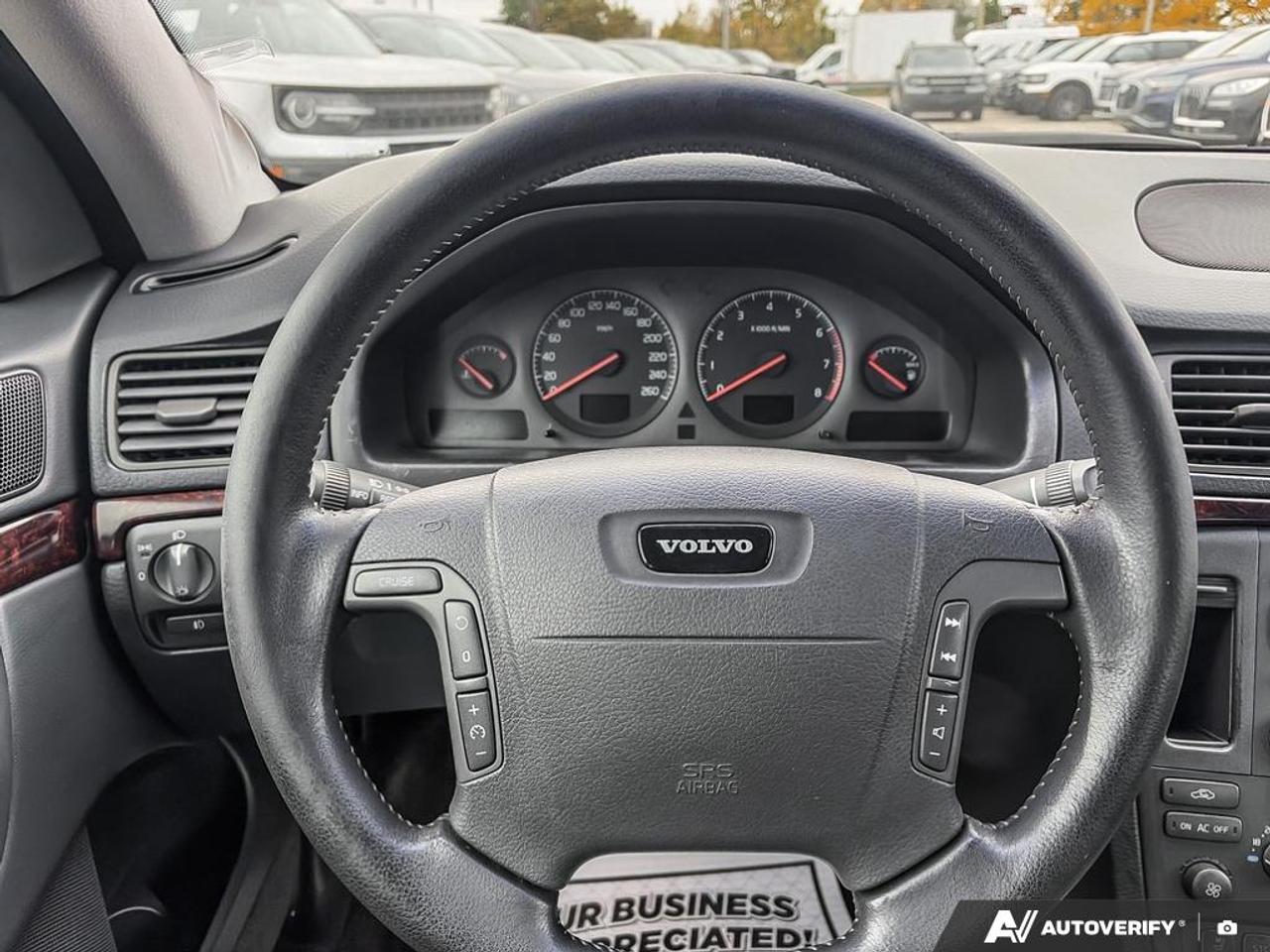 2001 Volvo S80 T6 A SR|NO ACCIDENTS|LOW KM|12 SVC RECORDS Photo