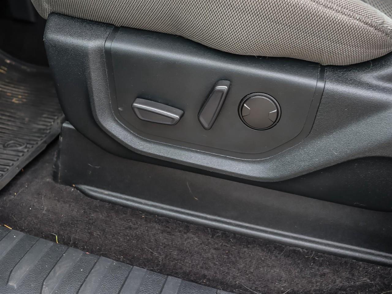2020 Ford F-150 XLT V8 5.0 | 302A Pkg. | FX4 Pkg. | Tailgate Step | Rear View Camera | Photo