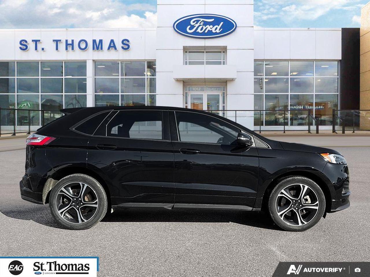 2022 Ford Edge ST Photo