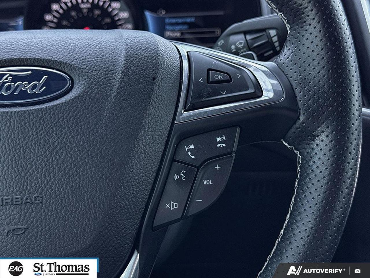 2022 Ford Edge ST Photo