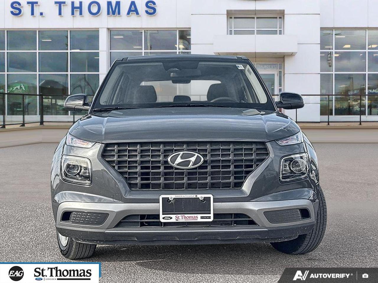 2025 Hyundai Venue Essential Photo5