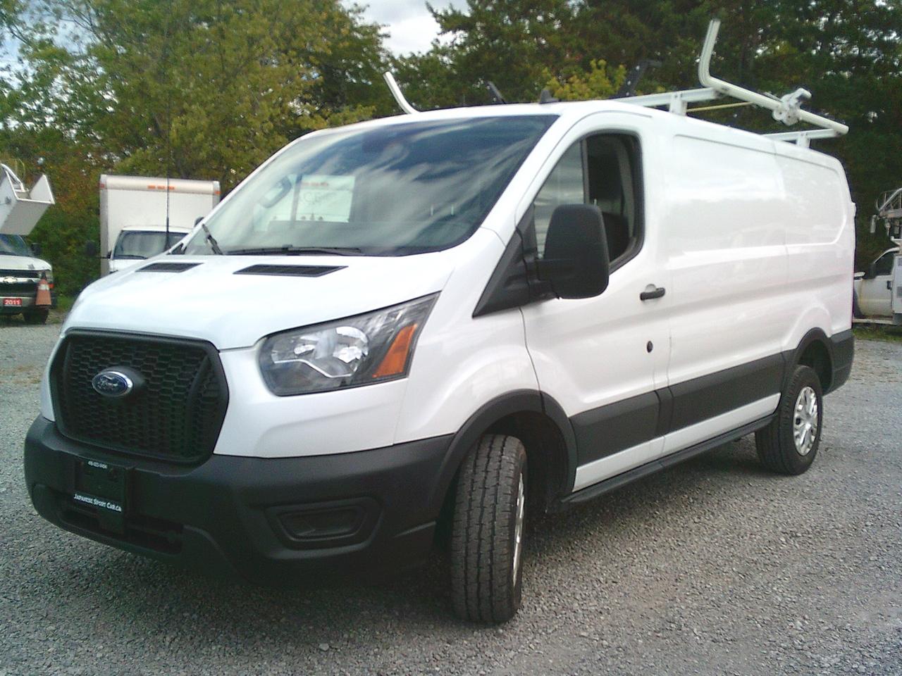 2023 Ford Transit Cargo Van T-250 130" Low Rf 9070 GVWR RWD