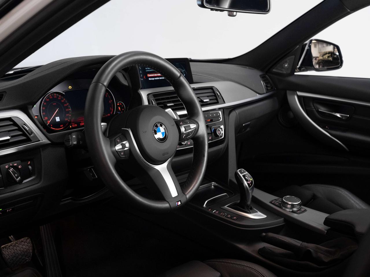 2018 BMW 3 Series XDRIVE | M PERFORMANCE | PREMIUM ENHANCE | LOW KMS Photo