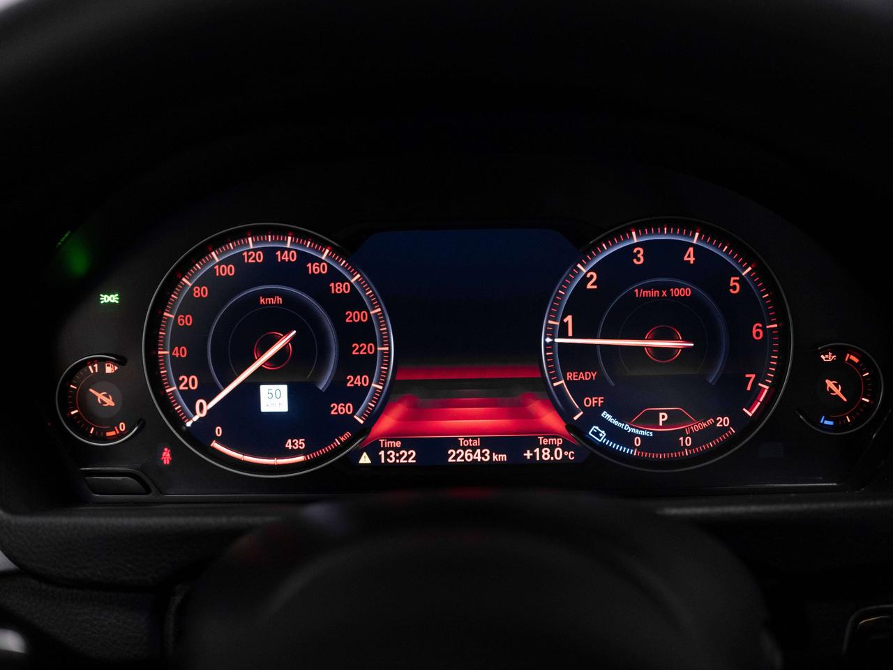 2018 BMW 3 Series XDRIVE | M PERFORMANCE | PREMIUM ENHANCE | LOW KMS Photo