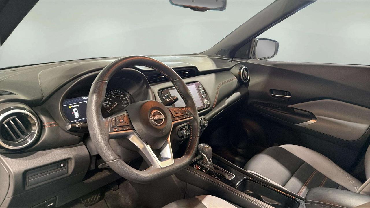 2024 Nissan Kicks SR| CLEAN CARFAX| BLIND SPOT| REMOTE START Photo