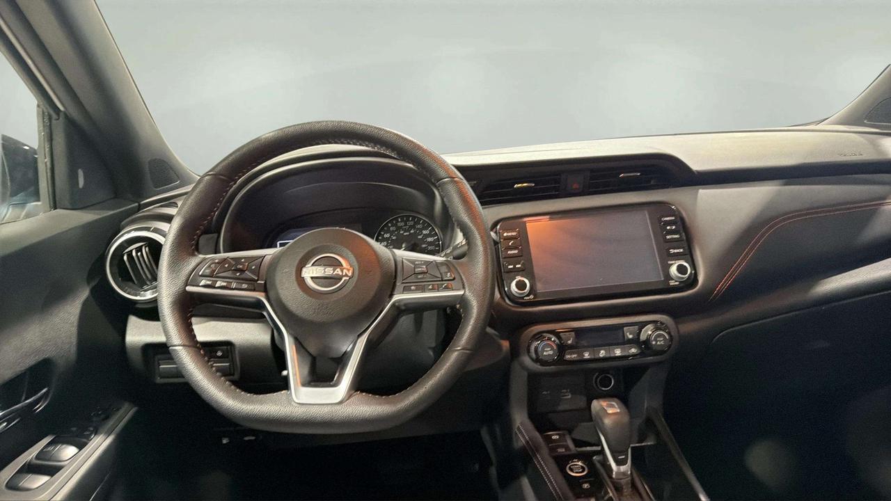 2024 Nissan Kicks SR| CLEAN CARFAX| BLIND SPOT| REMOTE START Photo