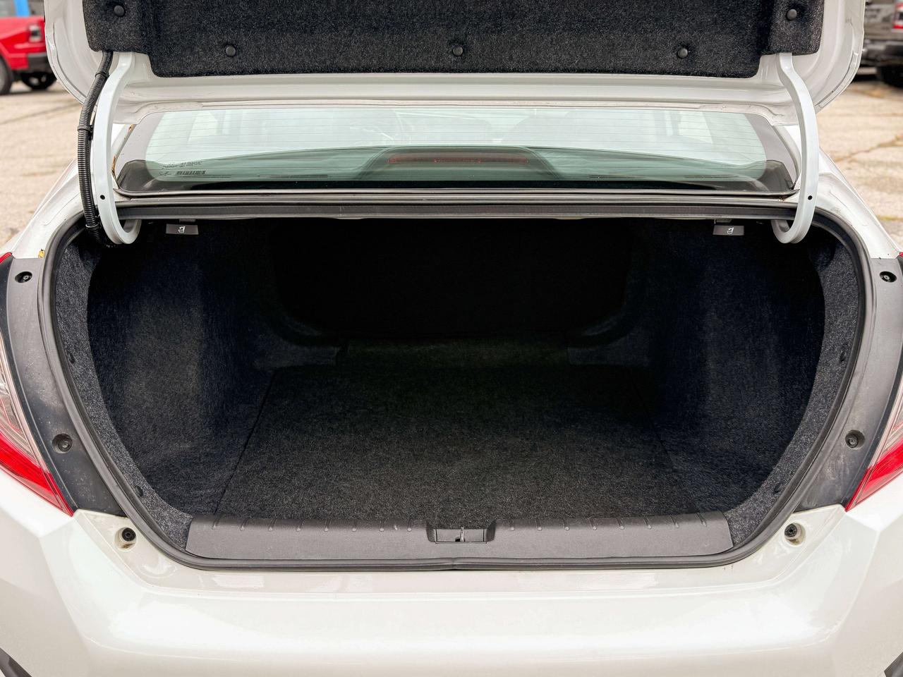 2020 Honda Civic Touring | NAVIGATION | SUNROOF | BLUETOOTH | Photo