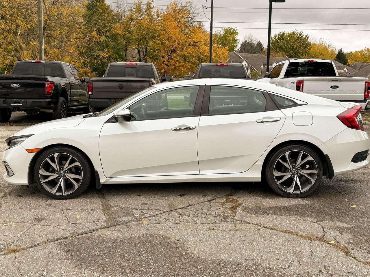 2020 Honda Civic Touring | NAVIGATION | SUNROOF | BLUETOOTH | Photo