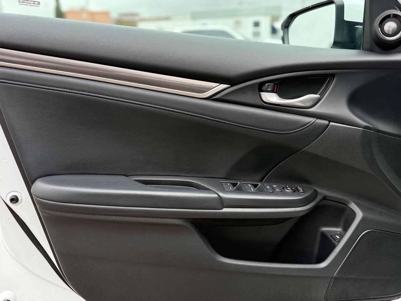 2020 Honda Civic Touring | NAVIGATION | SUNROOF | BLUETOOTH | Photo