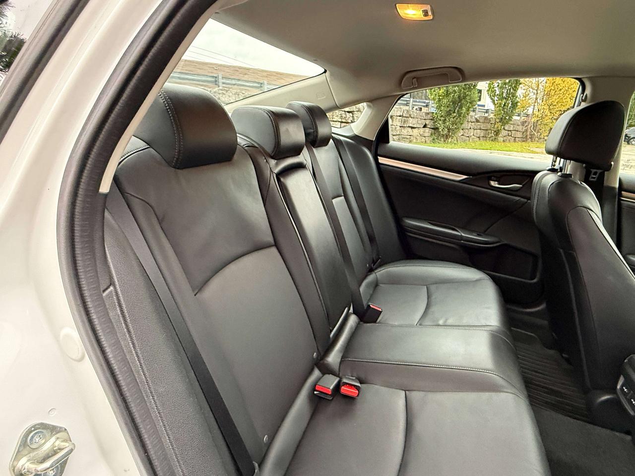 2020 Honda Civic Touring | NAVIGATION | SUNROOF | BLUETOOTH | Photo