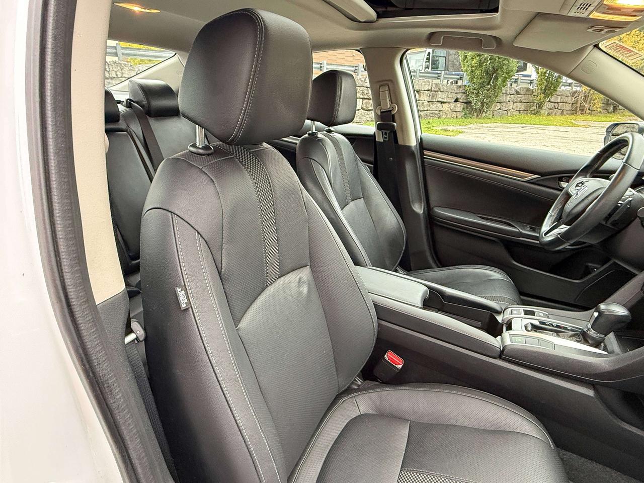 2020 Honda Civic Touring | NAVIGATION | SUNROOF | BLUETOOTH | Photo