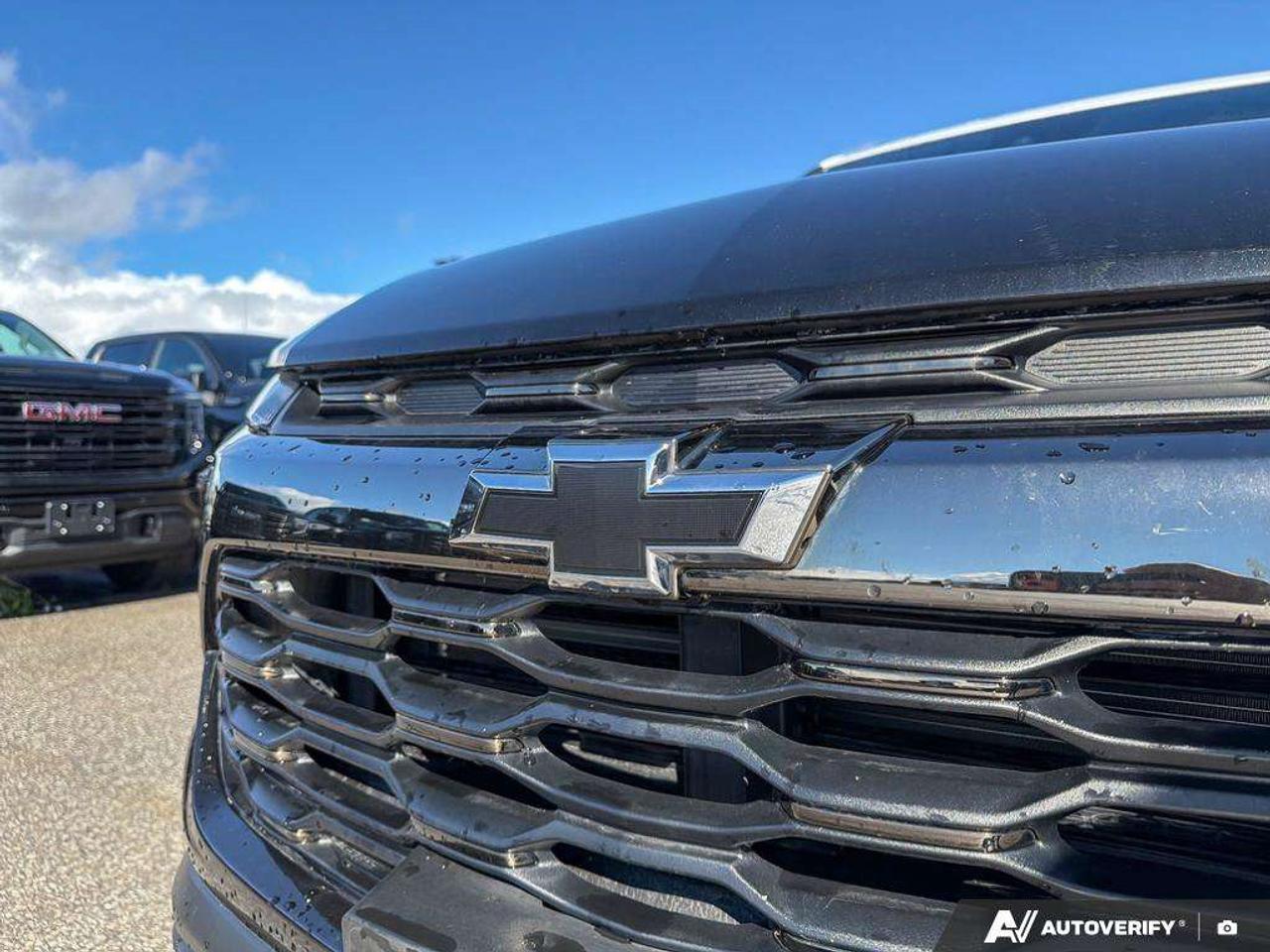 2024 Chevrolet TrailBlazer ACTIV | Heated Mirrors | Back-Up Camera Photo