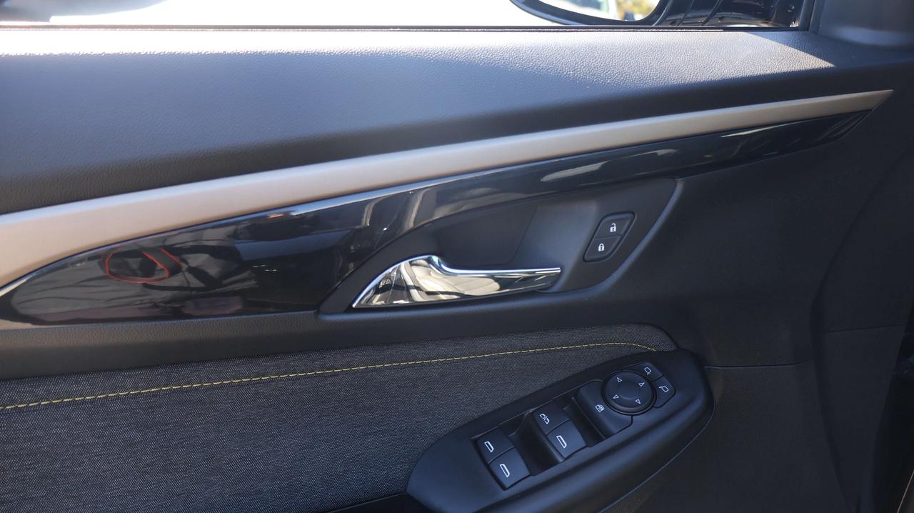 2024 Chevrolet TrailBlazer ACTIV | Heated Mirrors | Back-Up Camera Photo